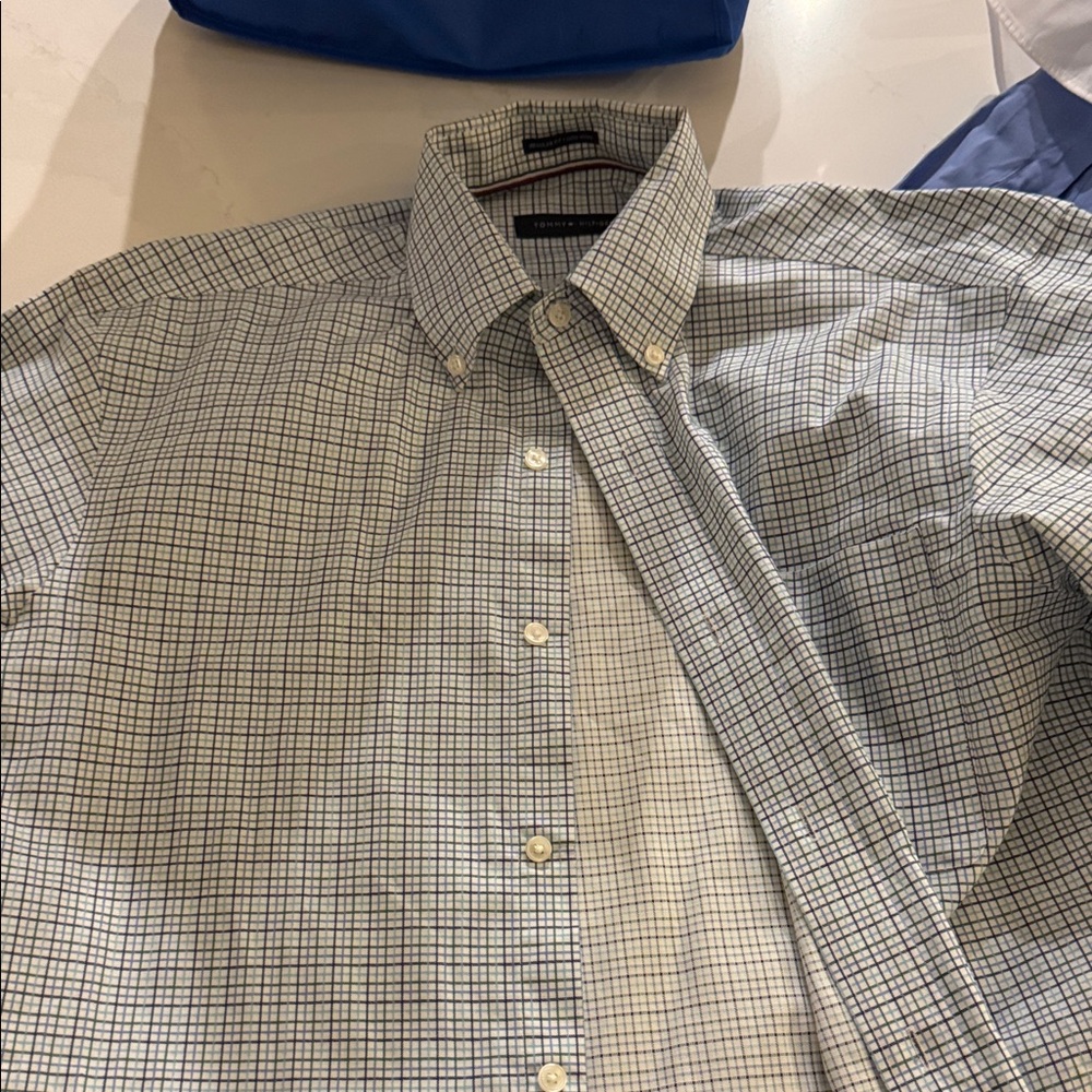 Tommy Hilfiger Men's Plaid Shirt - Blue and White